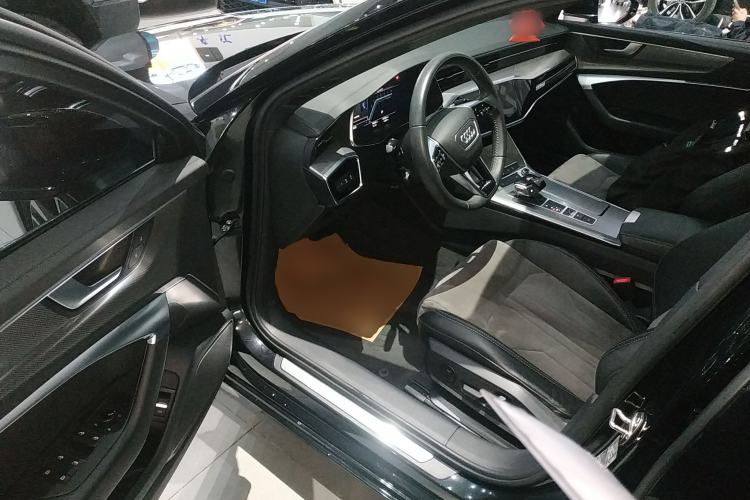 Used Audi A6L 2020 40 TFSI Luxury Dynamic Edition Driver Seat