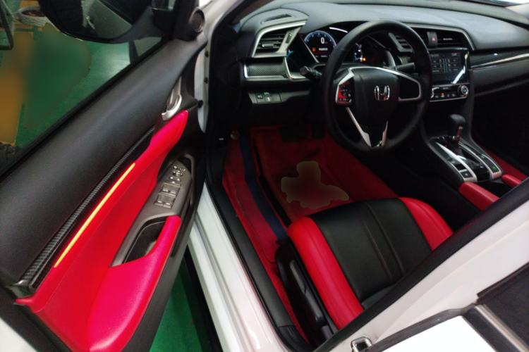 Used Honda Civic 2016 220TURBO CVT Luxury Edition Driver Seat