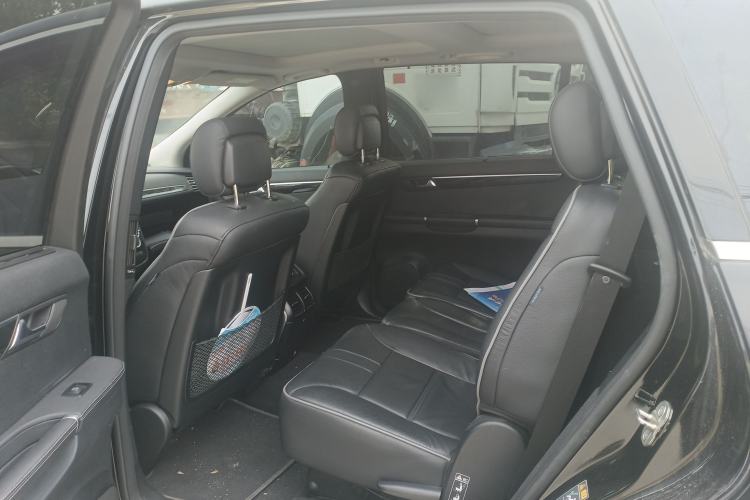 Used Mercedes-Benz R-Class 2017 R 320 4MATIC Business Edition Prestige Model
