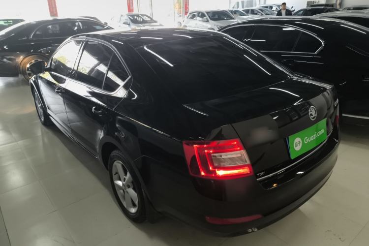 Used Skoda Octavia 2015 1.4TSI DSG Yijun Edition
