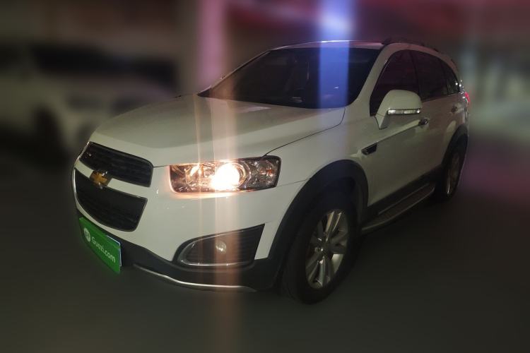 Used Chevrolet Captiva 2015 2.4L 4x4 Flagship Edition 7-Seater