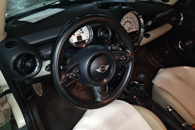 Used MINI 2011 1.6T COOPER S
