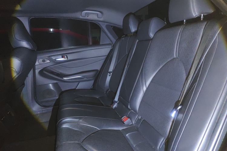 Used Toyota Avalon 2019 2.0L Luxury Edition China VI Standard Left Rear Seat