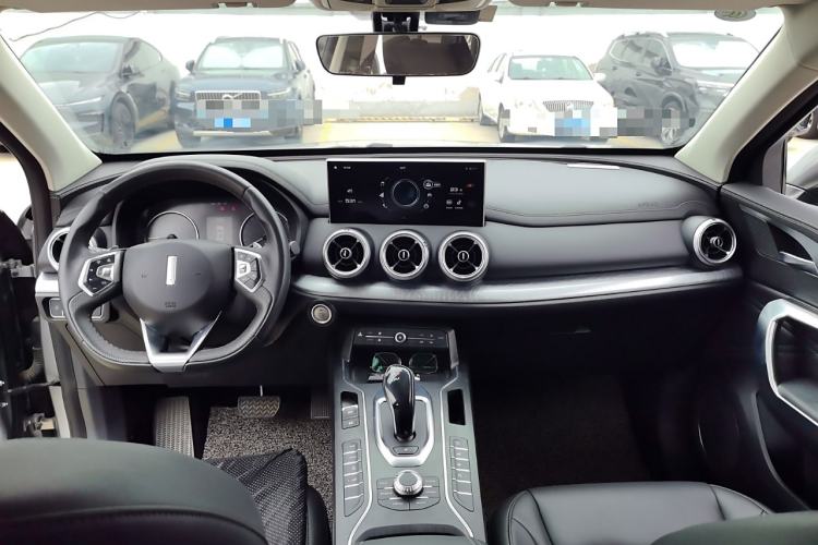 Used Wey VV5 2020 1.5T Two-Wheel Drive Color Pioneer
