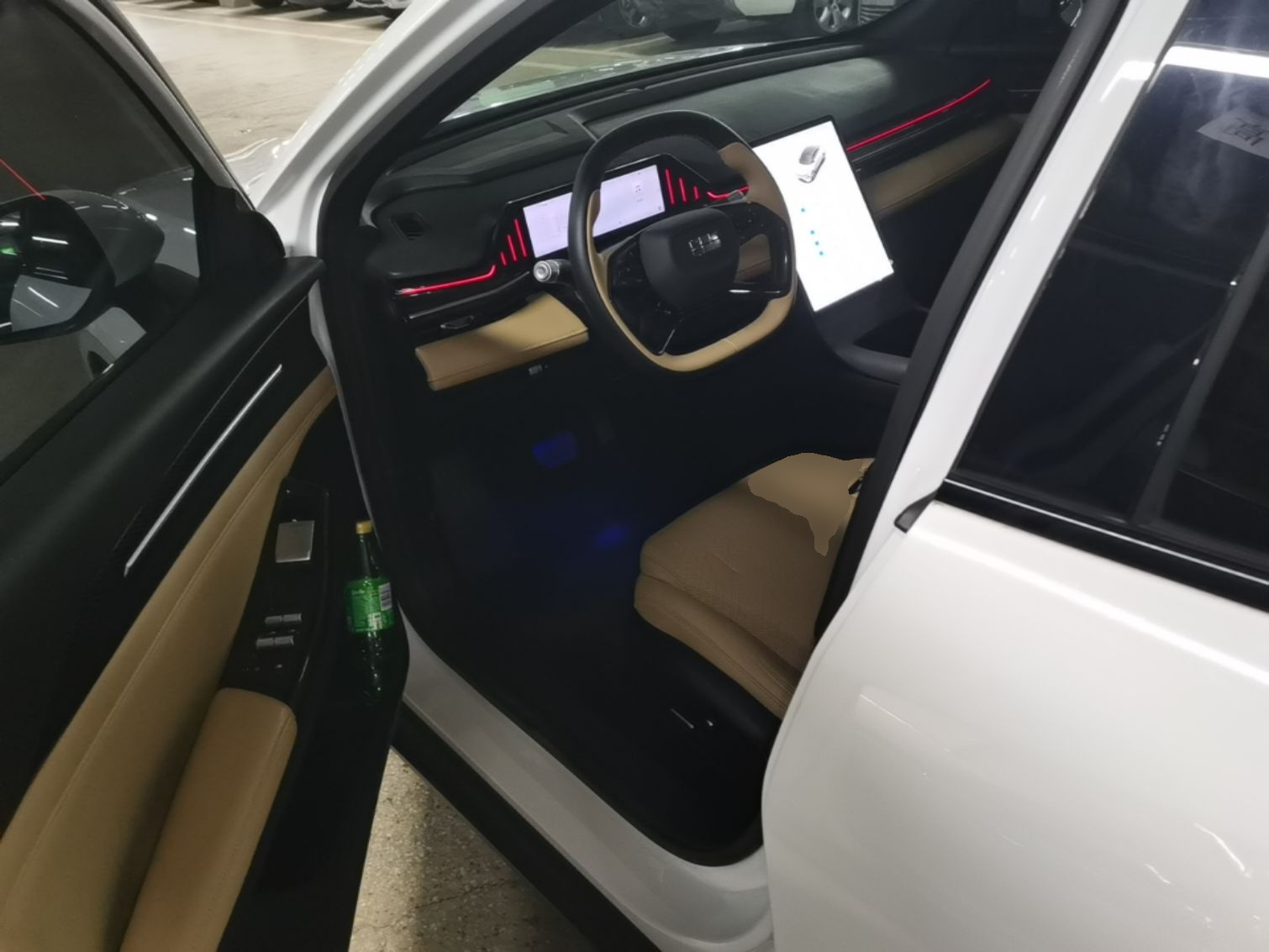 Geely Galaxy L6 2023 125km Starship — снимка 17
