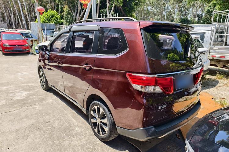 Used Venucia M50V 2017 1.6L XL CVT Luxury Edition
