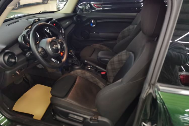 Used MINI 2016 1.5T COOPER Avant-Garde
