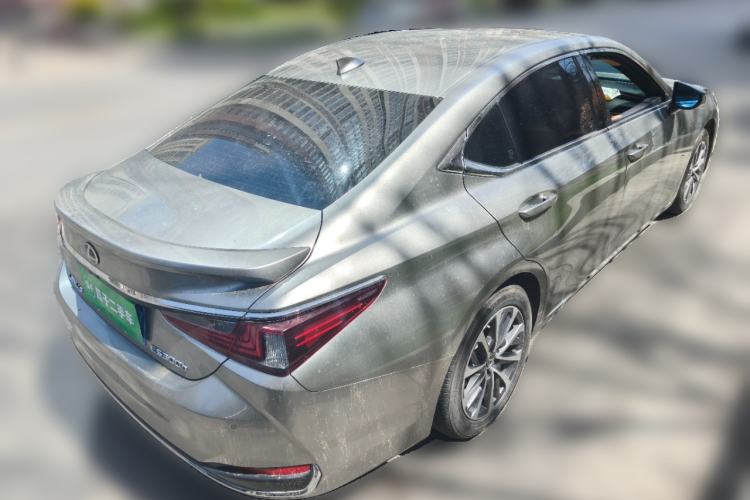 Used Lexus ES 2022 300h Excellence Edition