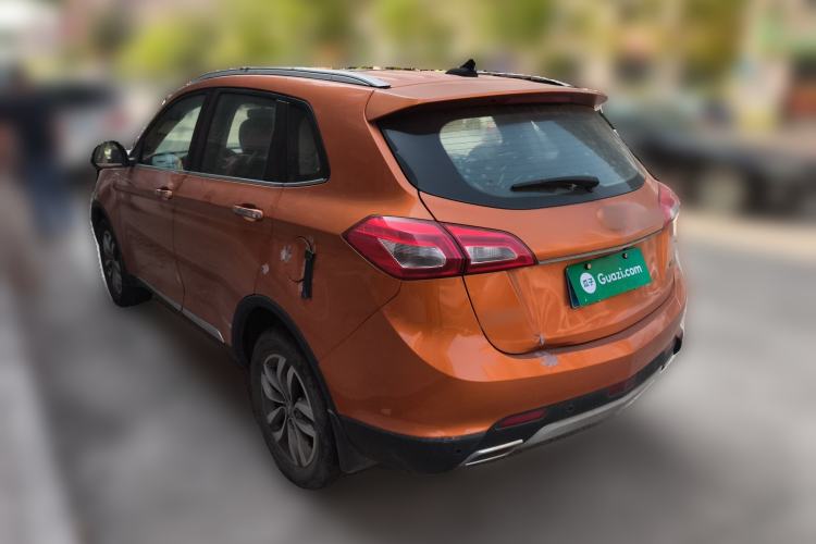 Used BAIC Senova X65 2015 2.0T Automatic Elite Model
