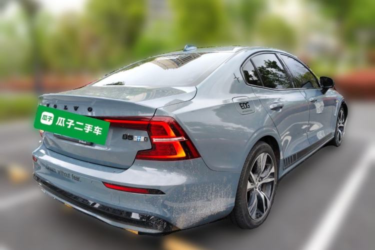 Used Volvo S60 2023 B4 Zhiyuan Sport Edition Rear Right 45 Deg