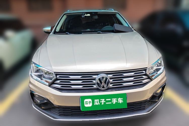 Used Volkswagen C-TREK 2017 230TSI DSG Comfort Version
