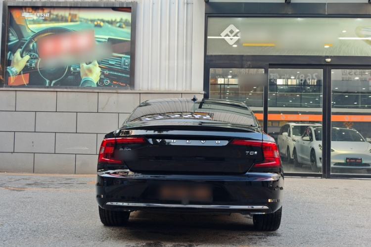 Used Volvo S90 New Energy 2024 Plug-in Hybrid Four-Wheel Drive Long-Range Luxury Smart Edition
