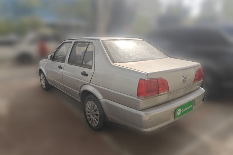 Used Volkswagen Jetta 2010 1.6L Partner
