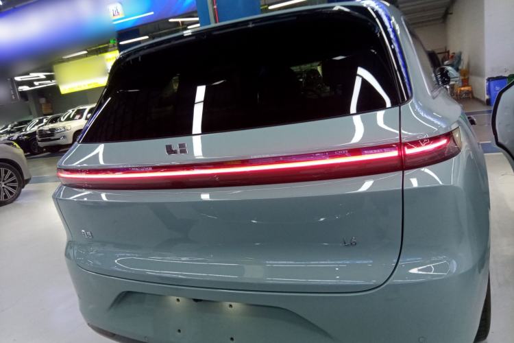 Used Li Auto L6 2025 Pro Smart Refresh Edition
