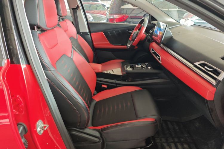 Used BYD e2 2020 Upgraded Version Long-Range Edition Luxury Model Right Front Seat