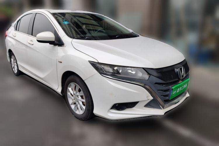 Used Honda Gienia 2017 1.5L CVT Comfort Version Front Right 45 Deg