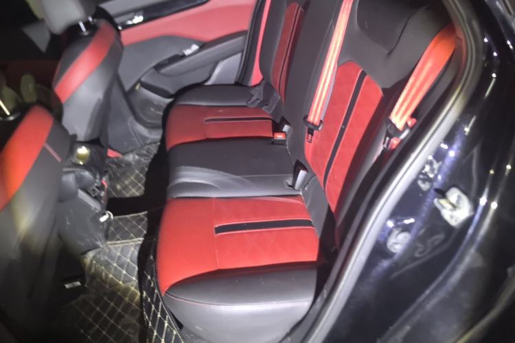Used Dongfeng Aeolus Yixuan 2021 230T Automatic Zuiying Knight Edition Left Rear Seat