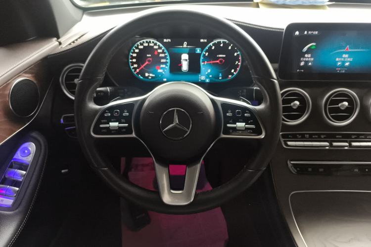 Used Mercedes-Benz GLC 2020 GLC 260 L 4MATIC Luxury Model Steering Wheel