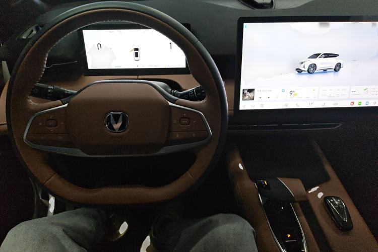 Used CHANGAN UNI-Z New Energy 2024 Blue Whale Smart Electric iDD 125km Beyond Edition Center Console