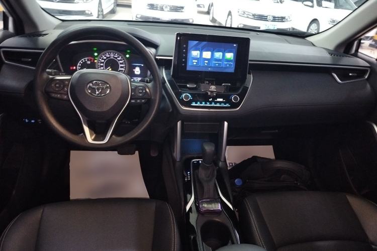 Used Toyota FRONTLANDER 2022 2.0L CVT Luxury Edition Center Console