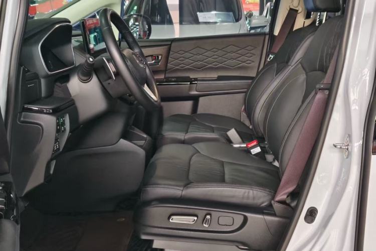 Used Honda Elysion 2024 2.0L eHEV Luxury Edition
