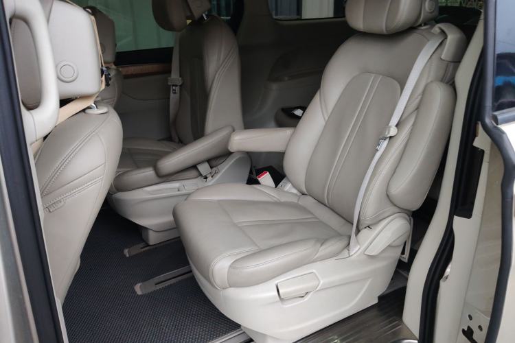 Used Buick GL8 2017 ES 28T Comfort Model China V Standard