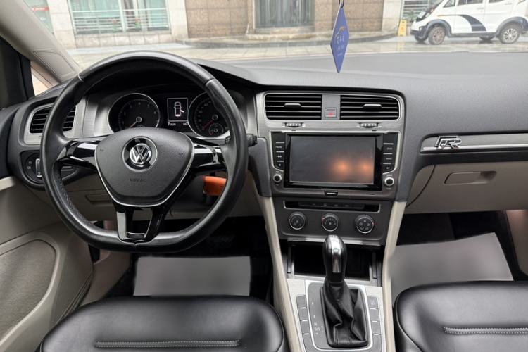 Used Volkswagen Golf 2014 1.4TSI Automatic Comfort Model Exterior 7