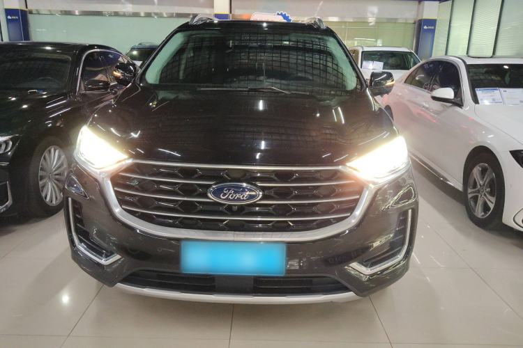 Used Ford Edge 2021 Facelifted PLUS EcoBoost 245 Two-Wheel Drive XLT 7-Seater
