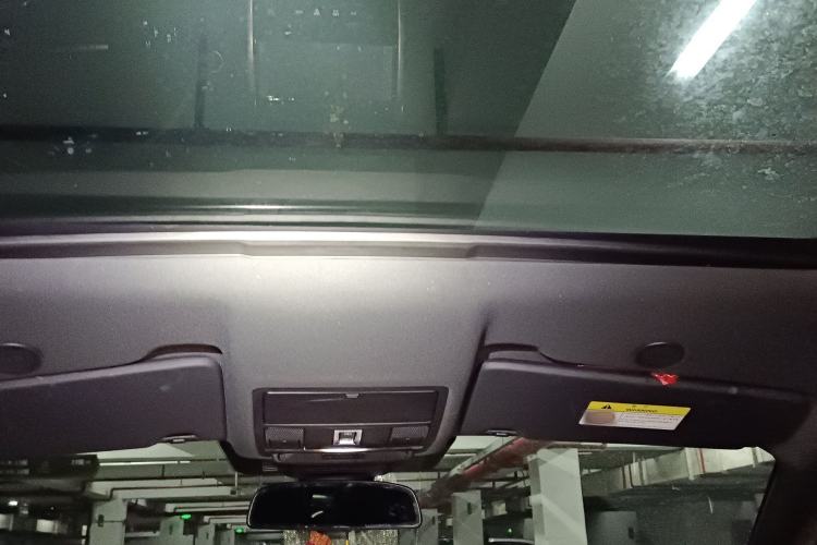 Used Land Rover Discovery Sport 2022 249 PS R-Dynamic S Performance Edition 5 Seats Headliner