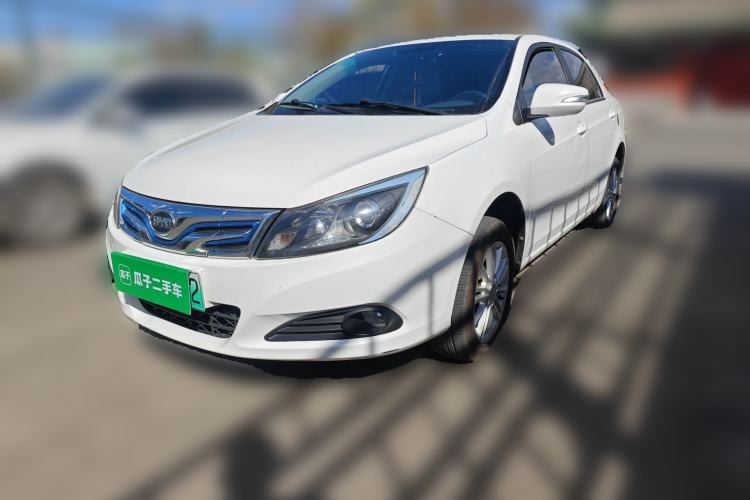 Used BYD e5 2018 450 Smart Connect Enjoyment Version