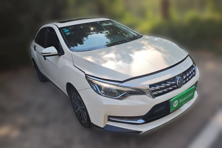 Used Venucia D60 2018 1.6L CVT Smart Connect Elite Edition