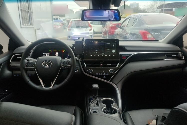 Used Toyota Camry 2021 2.5G Luxury Edition
