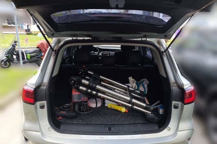 Used Roewe RX5 MAX 2019 300TGI Automatic Smart Cabin Luxury Edition Trunk