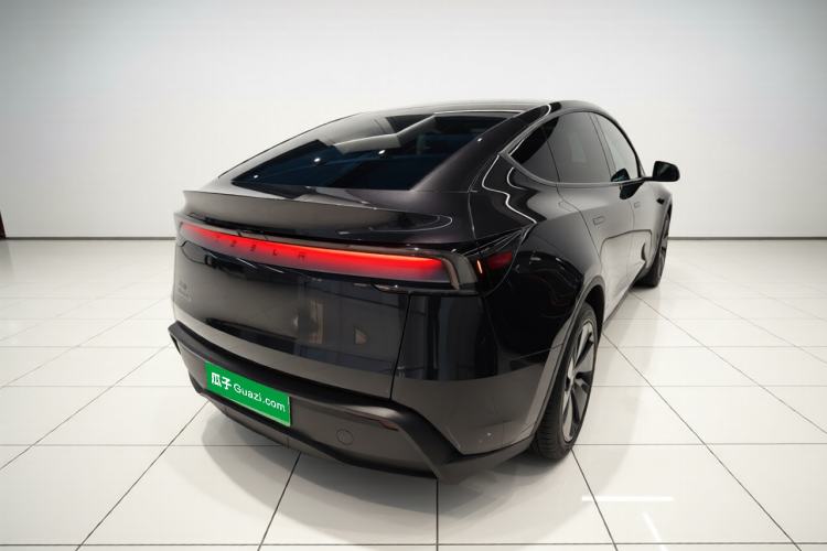 Used Tesla Model Y 2025 Rear-Wheel-Drive Version Rear Right 45 Deg