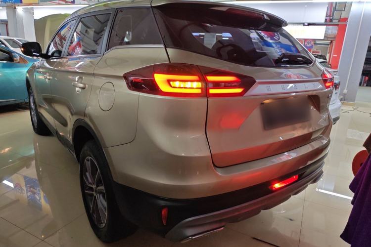 Used Geely Auto Emgrand X7 Sport 2021 Million Edition 1.8TD DCT Two-Wheel Drive Comfort Model
