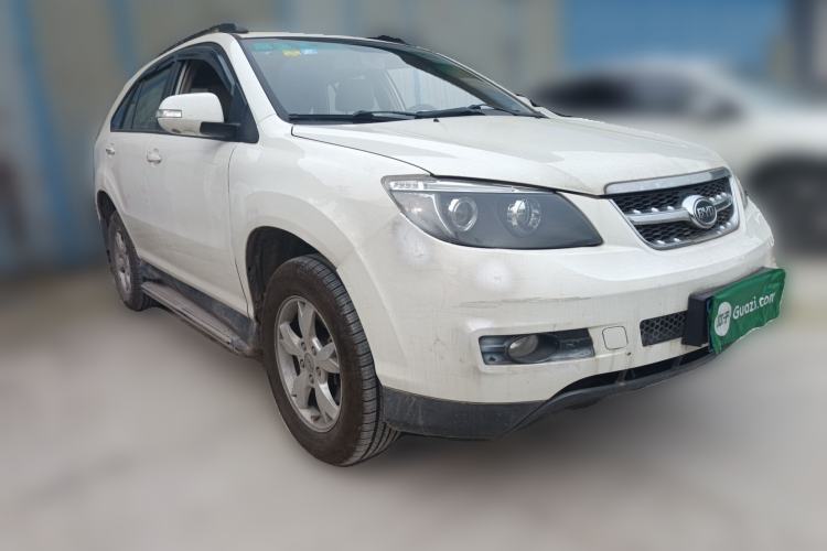 Used BYD S6 2014 2.0L Manual Luxury 5-Seater