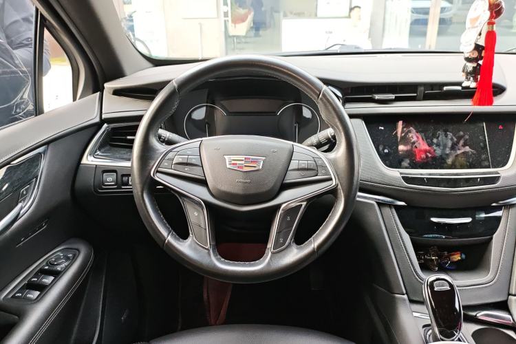 Used Cadillac XT5 2021 2.0T Two-Wheel Drive Luxury Version