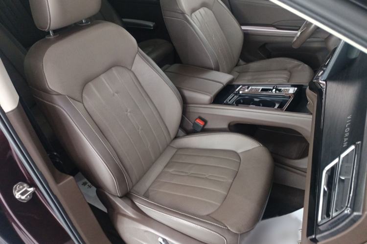 Used Volkswagen Viloran 2022 330TSI Luxury Edition Right Front Seat