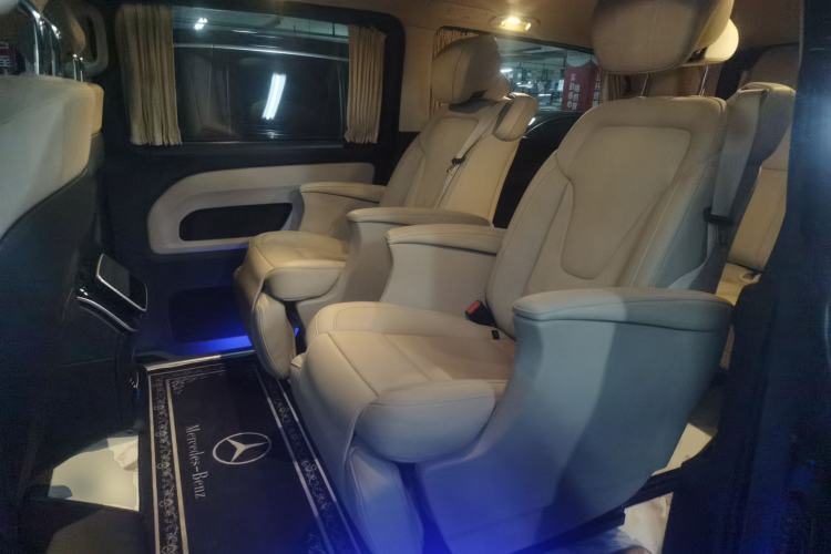 Used Mercedes-Benz Vito 2023 2.0T Business Version 7 Seats Left Rear Seat