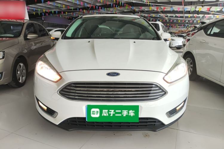 Used Ford Focus 2017 Sedan 1.6L Manual Fashion Edition Smart Drive Version Front