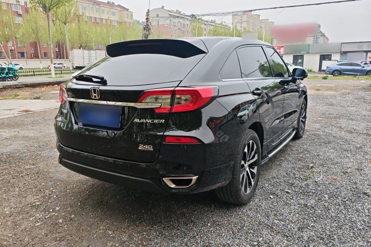 Used Honda Avancier 2017 240TURBO Two-Wheel Drive Luxury Edition Rear Right 45 Deg