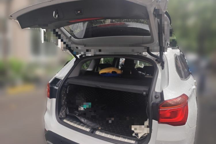 Used BMW X1 2016 sDrive18Li Premium Edition Trunk