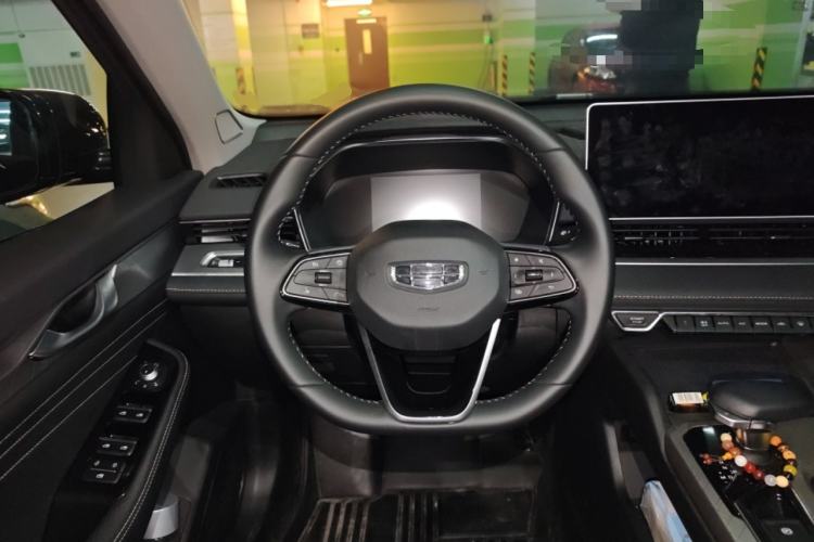 Used Geely Auto Preface 2023 2.0TD Luxury Version Steering Wheel