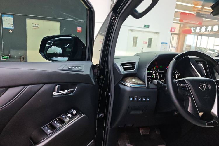 Used Toyota Vellfire 2019 Dual-Engine 2.5L HV Prestige Edition
