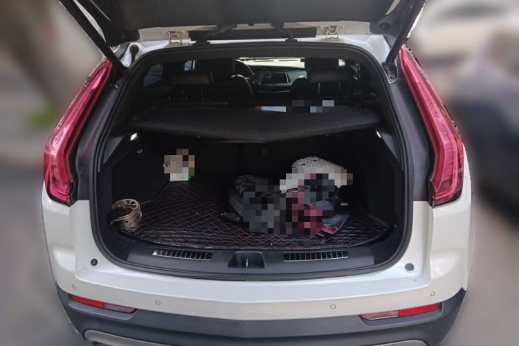 Used Cadillac XT4 2018 28T Four-Wheel Drive Leading Model