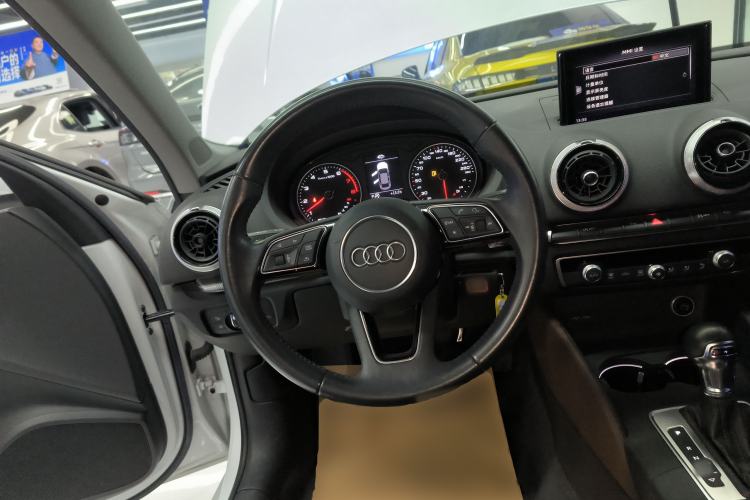 Used Audi A3 2019 Limousine 35 TFSI Style Edition China VI Emission Standard
