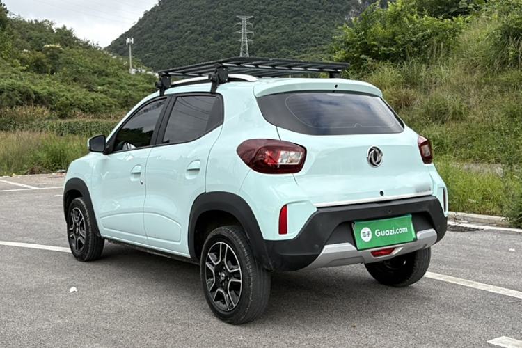 Used Dongfeng NAMMI BOX 2022 Revised Light Wind Edition 201 km Standard Version
