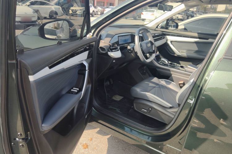 Used Geely Auto FX11 2023 1.5TD DCT Glory Edition
