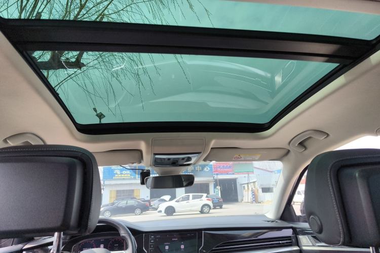 Used Volkswagen Passat 2022 330TSI Starry Luxury Edition – Exclusive Special Edition