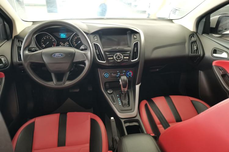 Used Ford Focus 2018 Hatchback Classic 1.6L Automatic Comfort Plus SmartDrive Edition